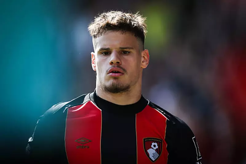 ميلوس كيركيز لاعب بورنموث